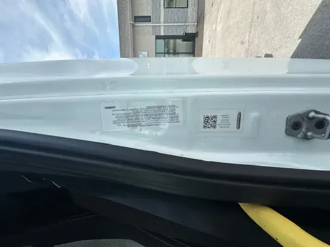 2021 FREIGHTLINER CASCADIA 126
