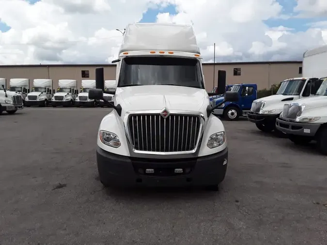 2020 NAVISTAR INTERNATIONAL LT625 SLPR CAB