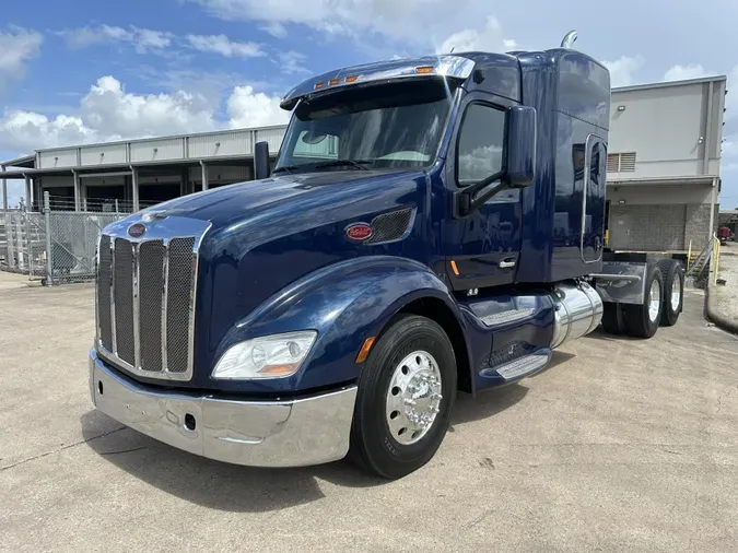 2021 Peterbilt 579
