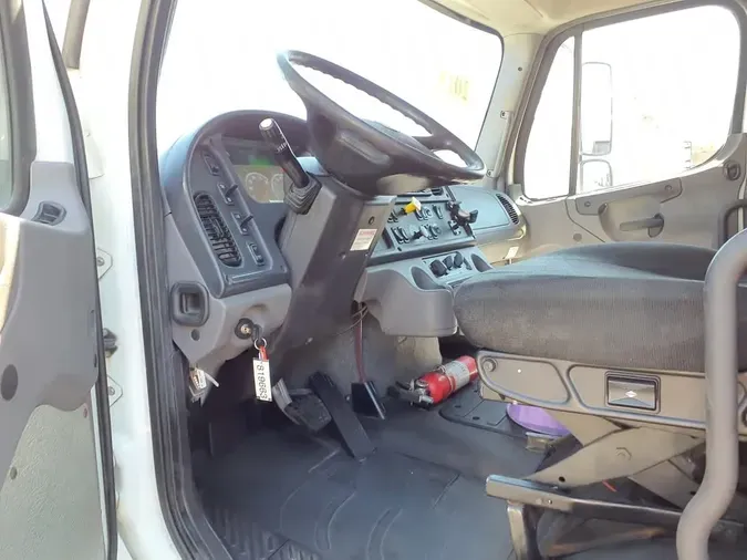 2019 FREIGHTLINER/MERCEDES M2 1062c9e916234f91e60261e313622446d0f