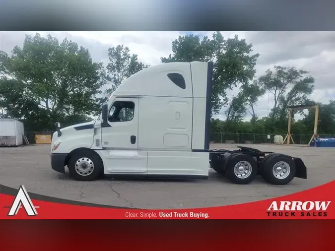 2020 FREIGHTLINER CA126