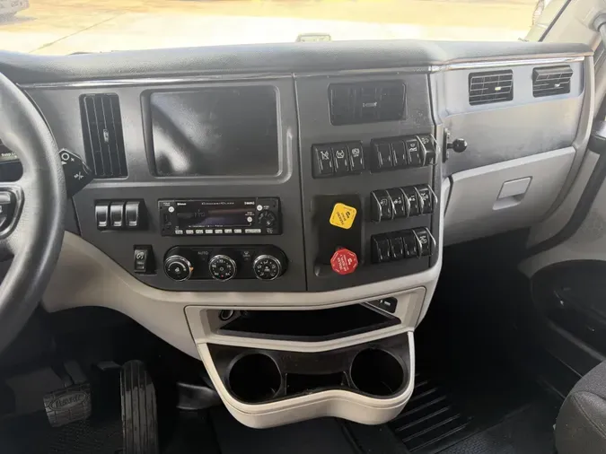 2022 Peterbilt 579
