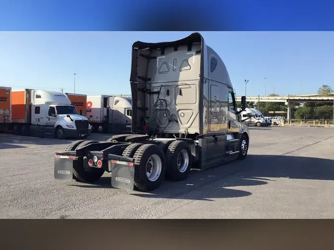 2025 Freightliner Cascadia 1262cac0aed68dfc9572b2233134e7aaa1d