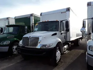 2016 Navistar International 4300