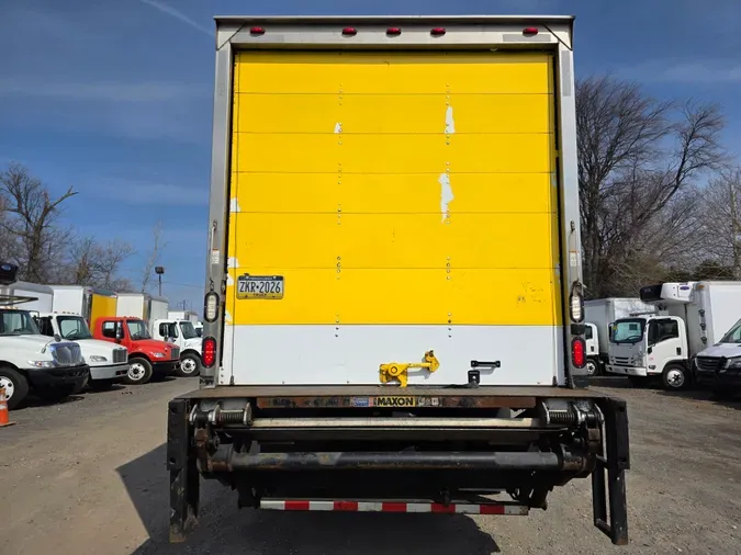 2018 FREIGHTLINER/MERCEDES M2 106