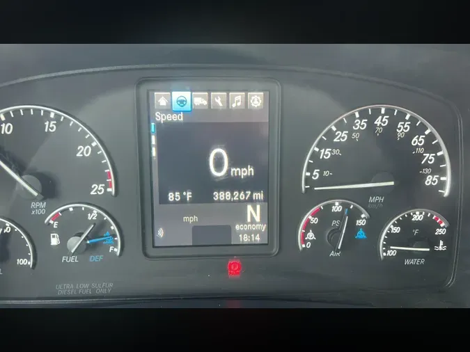 2022 Freightliner Cascadia