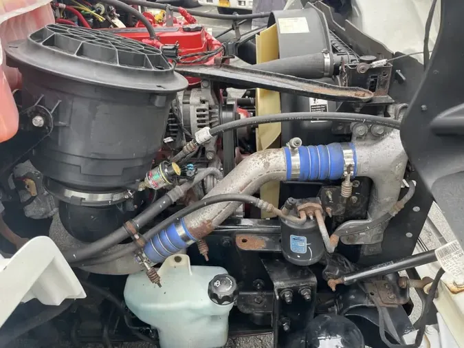 2018 FREIGHTLINER M2 106