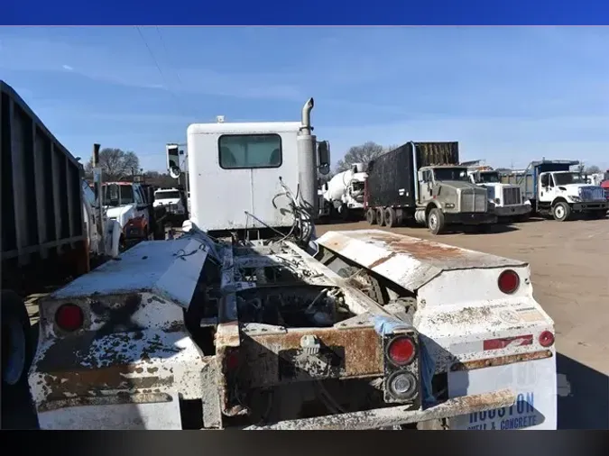 2004 PETERBILT 3572caf5539d163cf414f6ecda44857bac2