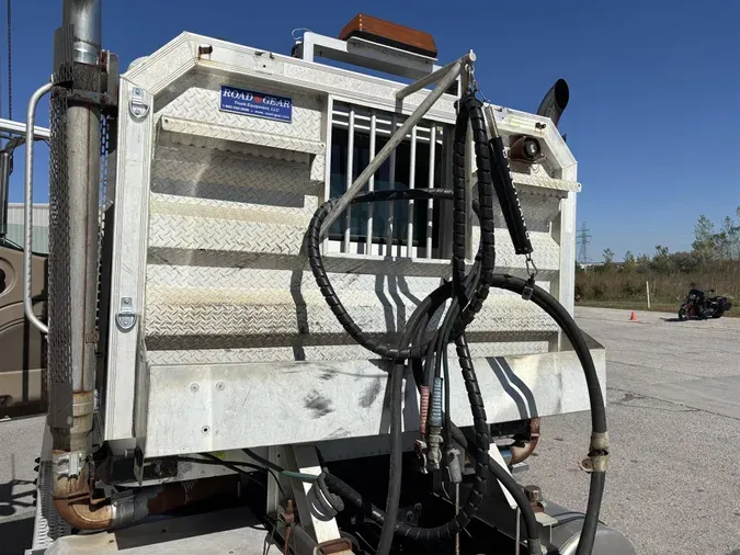 2007 International 9900i2cafbfadc7d93400945c429841b4b176