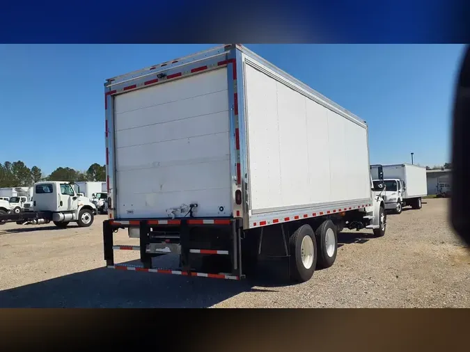 2019 FREIGHTLINER/MERCEDES M2 106