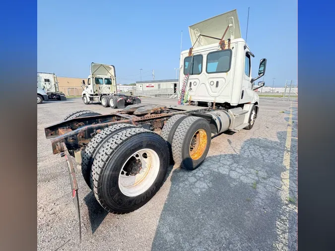 2019 FREIGHTLINER/MERCEDES NEW CASCADIA PX12664