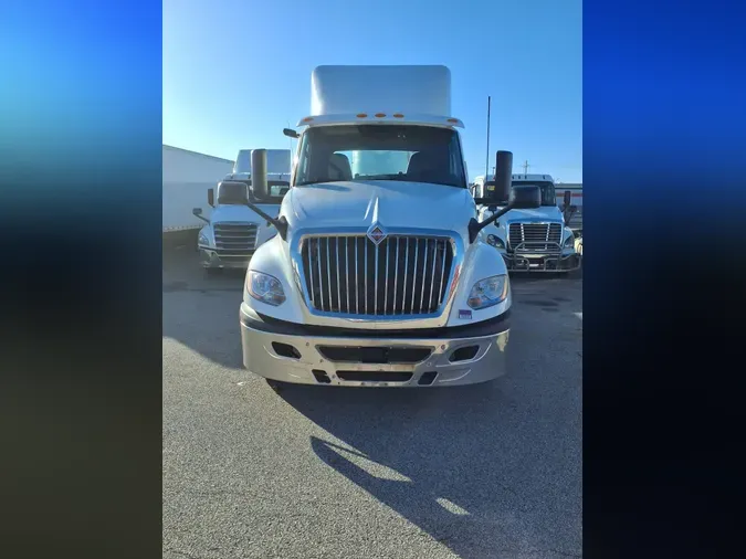 2019 NAVISTAR INTERNATIONAL LT625 DAYCAB T/A