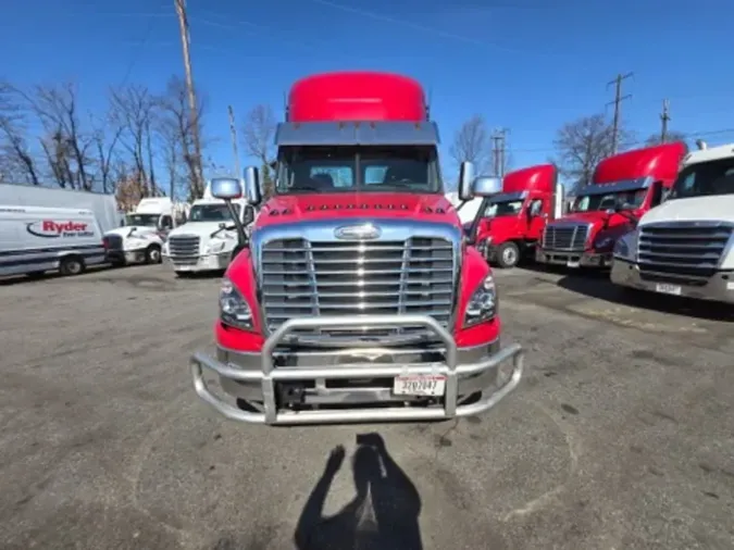 2019 FREIGHTLINER/MERCEDES CASCADIA 1252cb40f453f33c0f6ec07124c8eb92cde