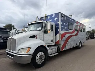 2012 KENWORTH T370