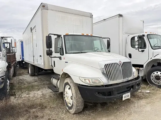2011 INTERNATIONAL DURASTAR 4300