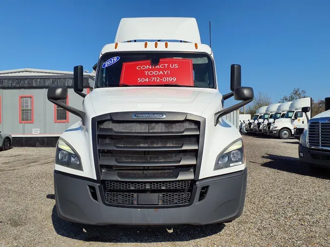 2019 FREIGHTLINER/MERCEDES CASCADIA