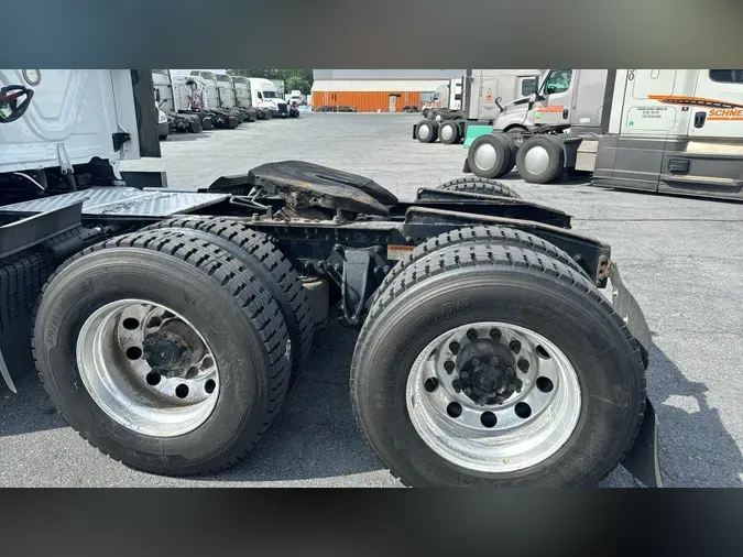 2022 Freightliner Cascadia 1262cbdf00c39191d676f69cca70347eafa