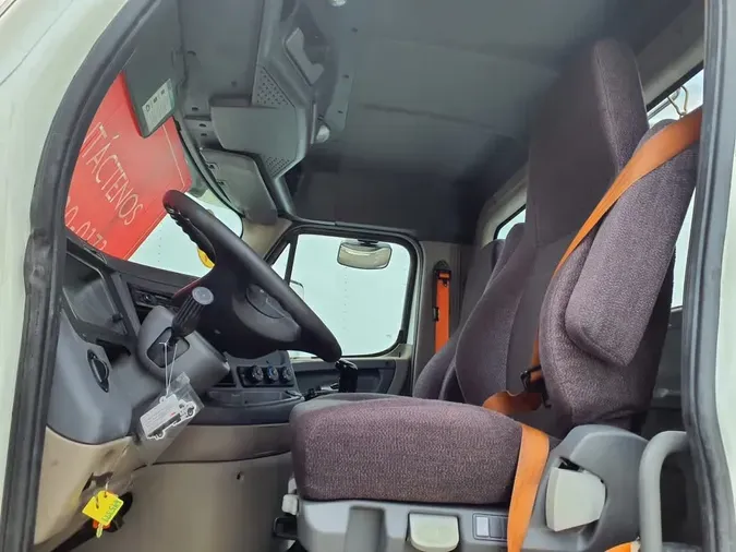 2016 FREIGHTLINER/MERCEDES CASCADIA 125