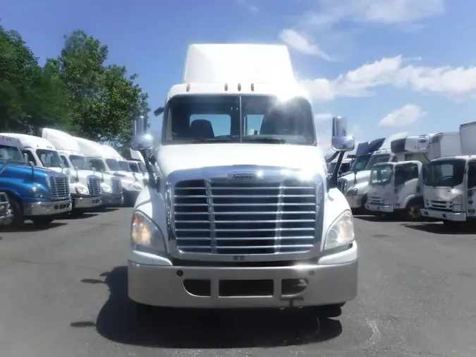 2018 FREIGHTLINER CASCADIA 125