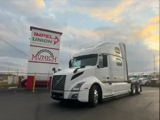 2021 Volvo VNL64T860