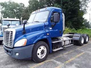 2017 FREIGHTLINER/MERCEDES CASCADIA 125