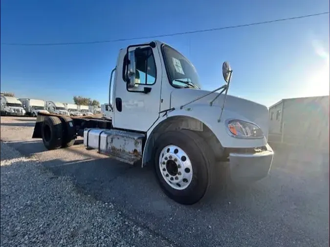 2018 FREIGHTLINER/MERCEDES M2 106