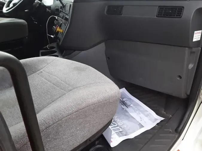 2019 NAVISTAR INTERNATIONAL LT625 SLPR CAB