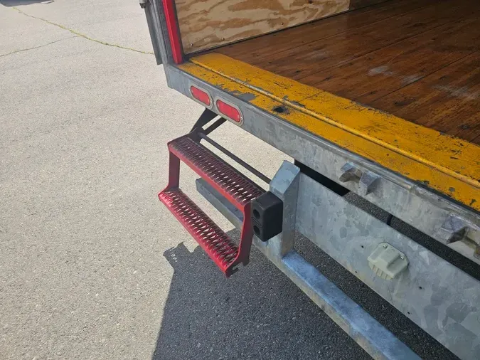2019 NAVISTAR INTERNATIONAL 4300 LP