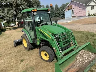 2009 John Deere 3720