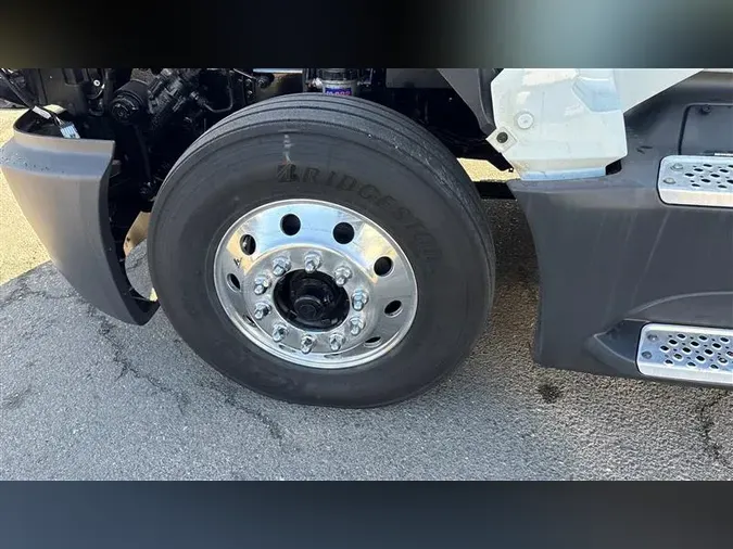 2022 INTERNATIONAL LT