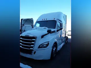 2019 FREIGHTLINER/MERCEDES PT126064ST