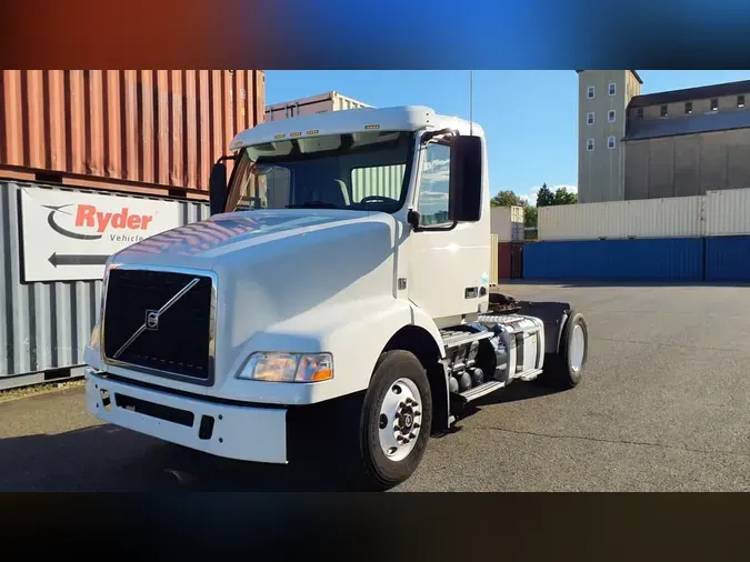 2014 VOLVO VNM42TRACTOR2cdb331e0680a855eba08273b616fde2