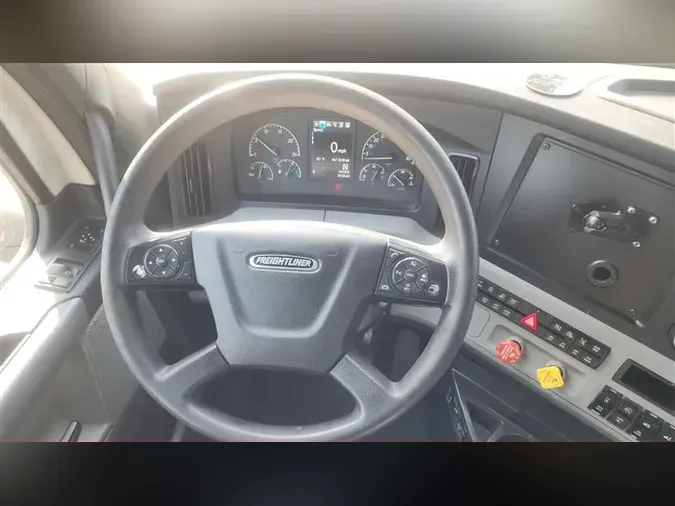 2022 FREIGHTLINER CA116