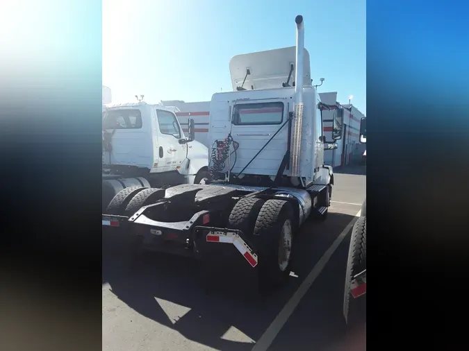 2016 VOLVO VNL42TRACTOR