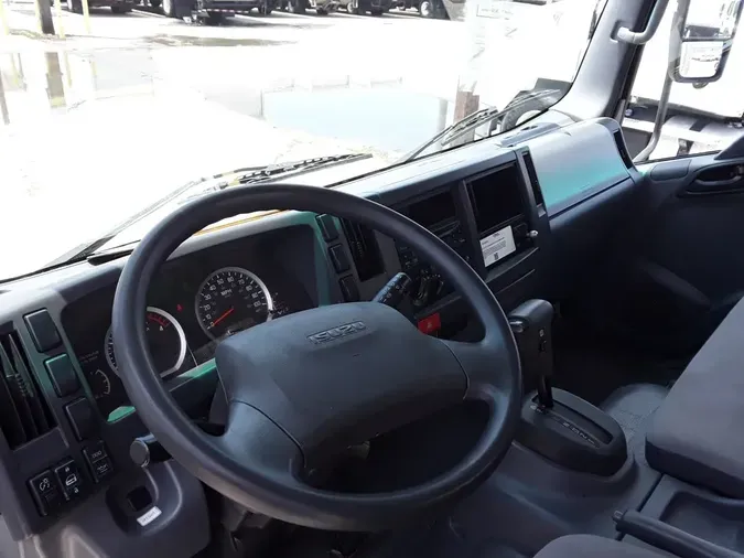 2018 ISUZU NPR HD