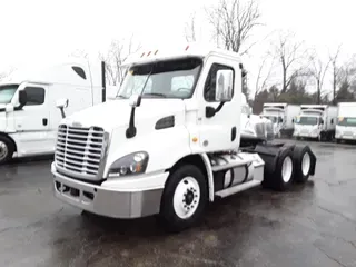 2017 FREIGHTLINER/MERCEDES CASCADIA 113