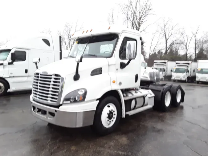 2017 FREIGHTLINER/MERCEDES CASCADIA 1132ce026b72095371371a42dddfa0e099a