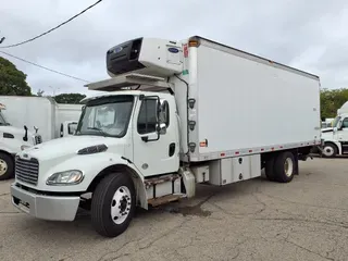 2017 FREIGHTLINER/MERCEDES M2 106