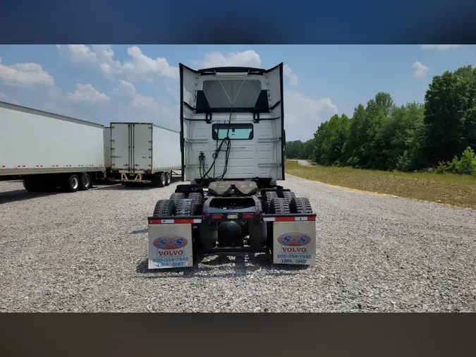 2018 Volvo VNL300