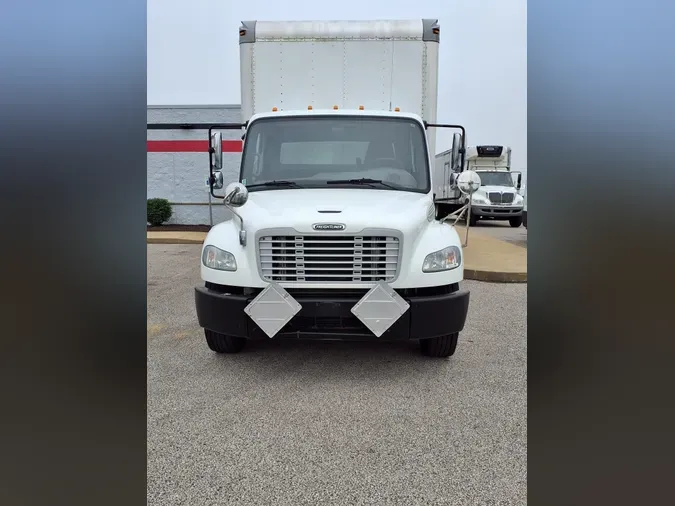 2017 FREIGHTLINER M2 106