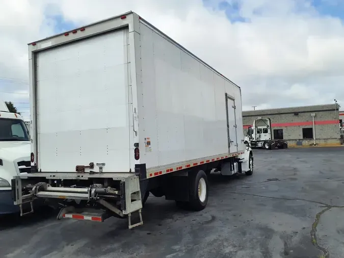 2019 FREIGHTLINER M2 106
