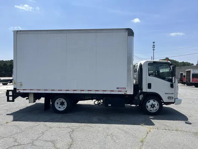 2022 Isuzu NPR-XD