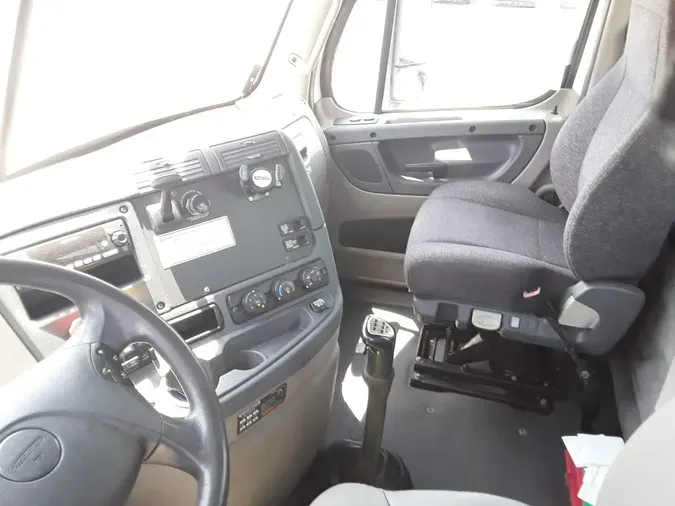 2014 FREIGHTLINER CASCADIA 125