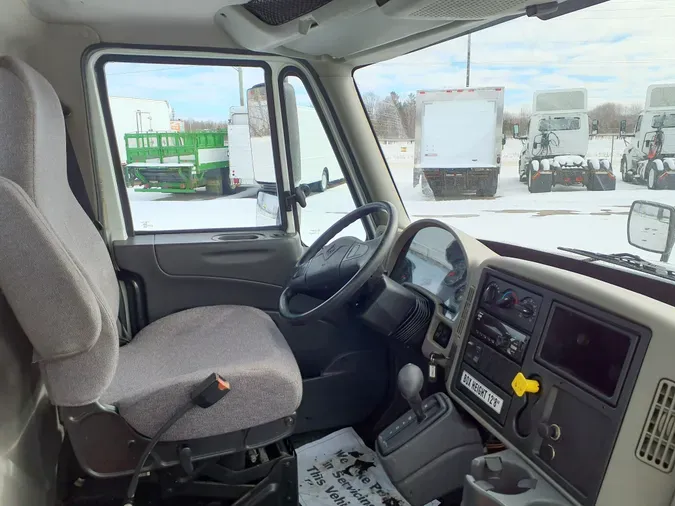 2017 NAVISTAR INTERNATIONAL 4300