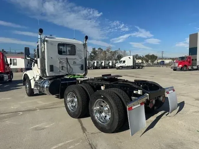 2021 Peterbilt 567