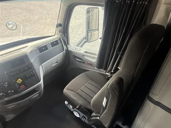 2021 PETERBILT 5672cf2c07647ed7bf1f705e9f800c55438