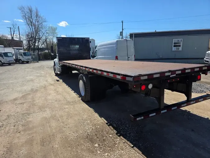 2016 FREIGHTLINER/MERCEDES M2 106