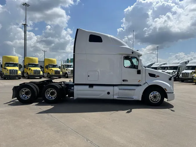 2022 Peterbilt 579