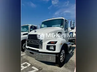 2026 MACK MD MD6 274 WB