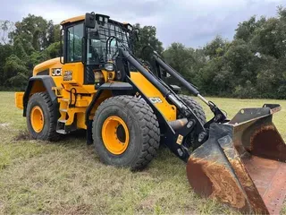 2017 JCB 437 ZX